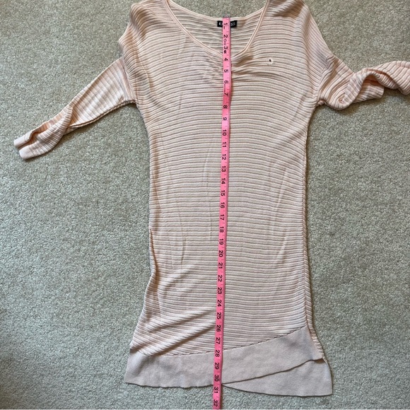 Express Shirt Womens Small Pink Light Longline Tunic Dress Knit Asymmetrical Hem - Picture 8 of 10